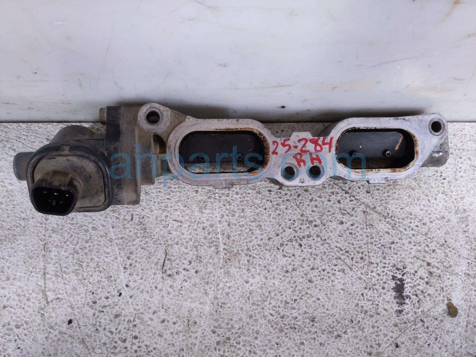 Subaru RH MID INTAKE MANIFOLD - 2.0T Subaru RH MID INTAKE MANIFOLD - 2.0T