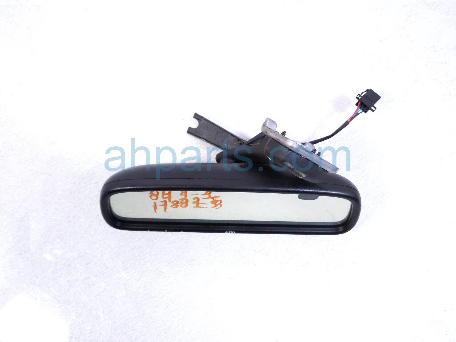 $95 Saab AUTO DIMMING HOMELINK MIRROR - BLACK