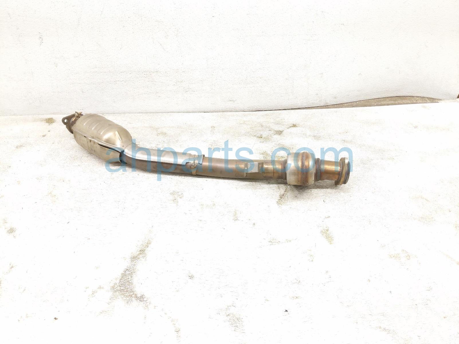 Toyota REAR CONVERTER EXHAUST PIPE - 2.4L