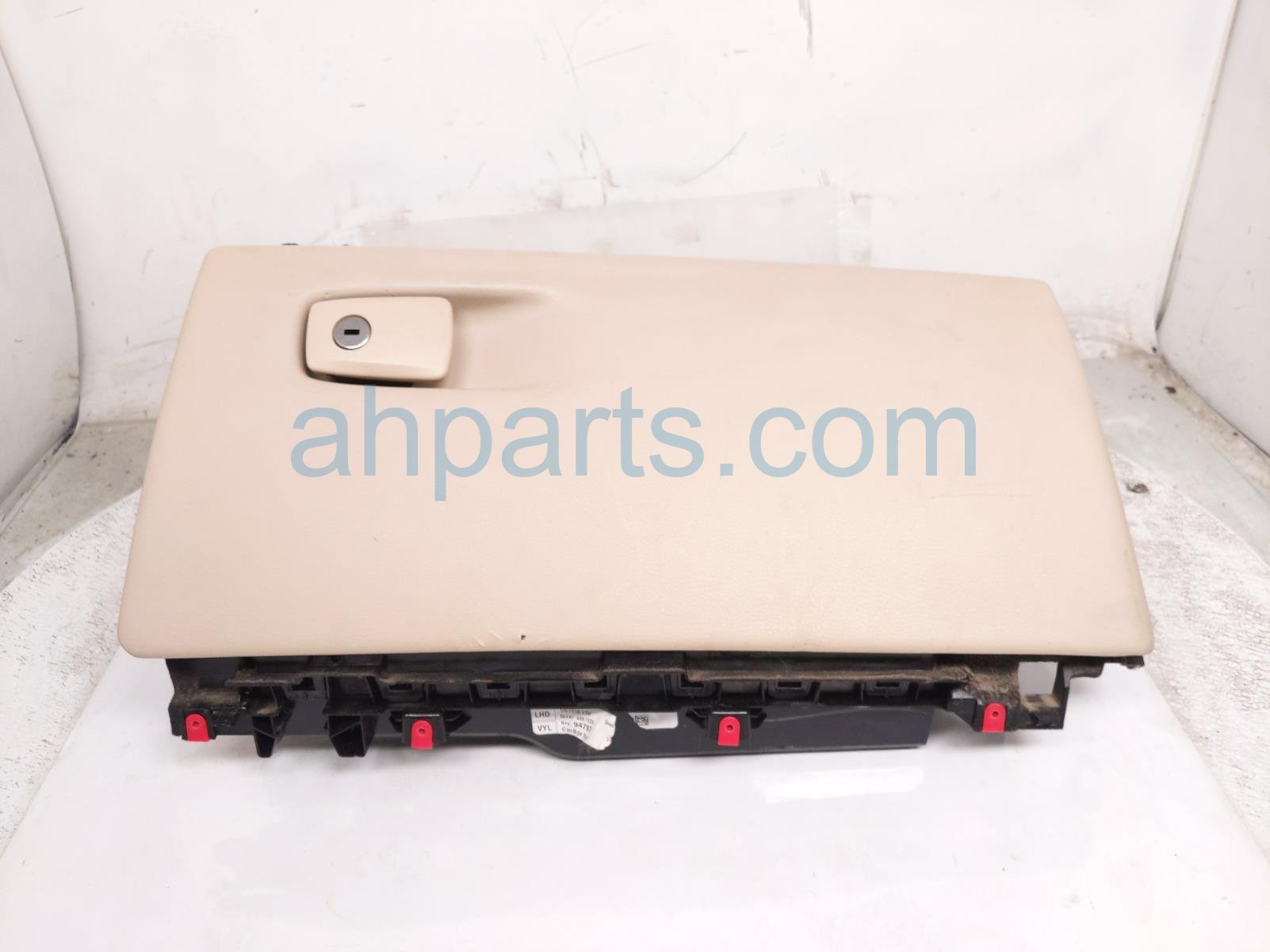 BMW GLOVE COMPARTMENT BOX - TAN