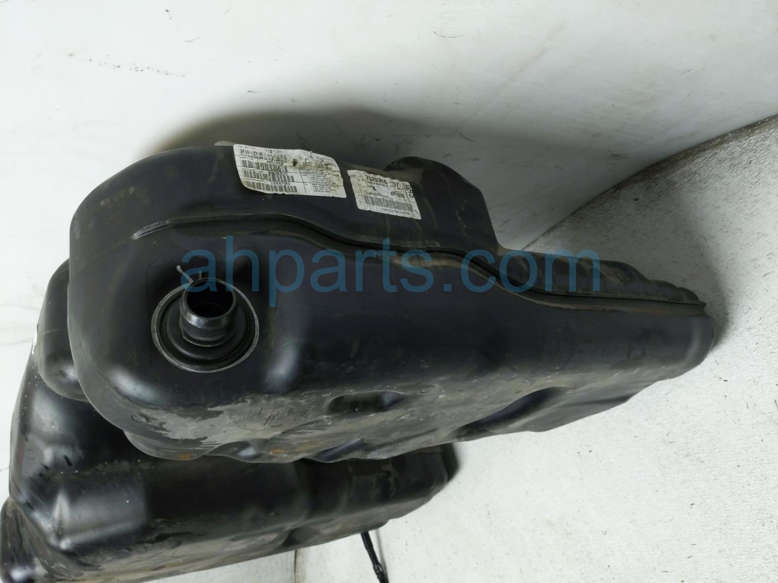 2018 BMW X5 Gas / Fuel Tank 16 11 7 344 554 Replacement 2018 BMW X5 Gas / Fuel Tank 16 11 7 344 554 Replacement thumbnail