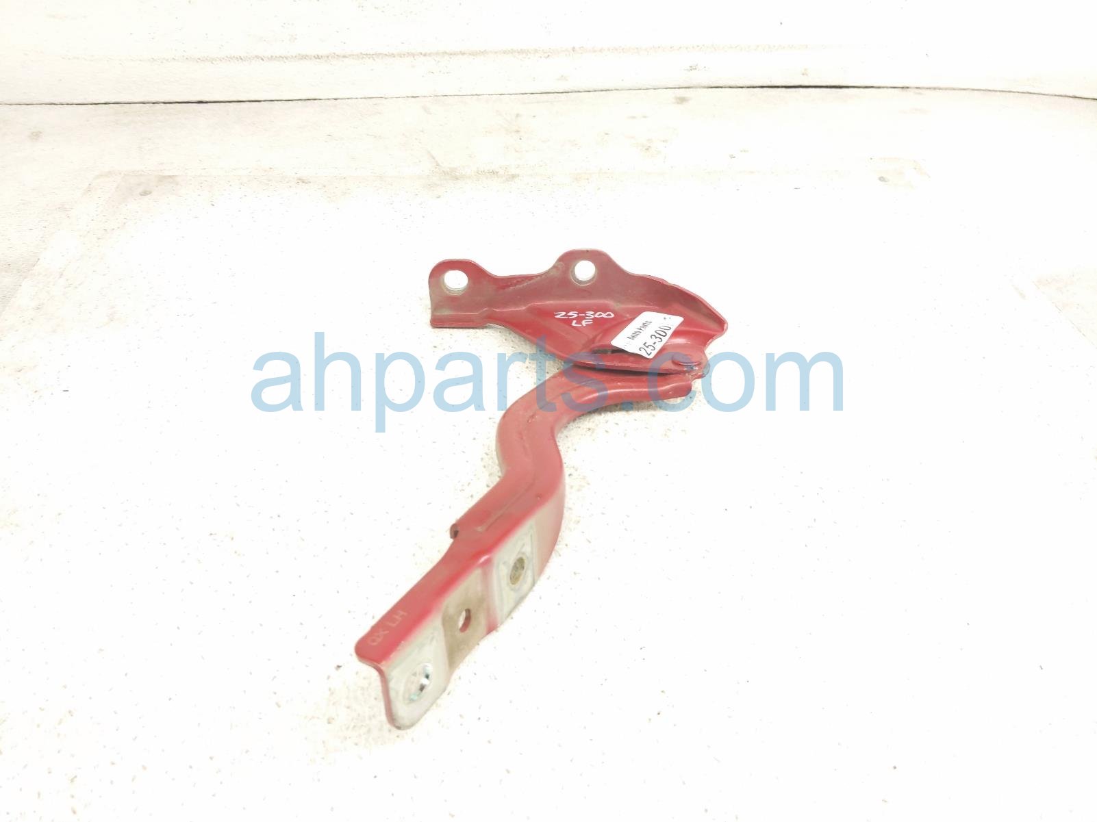 Hyundai LH SIDE HOOD HINGE - RED