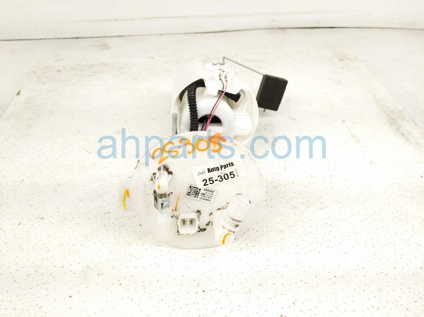 $49 Honda GAS / FUEL PUMP (TANK MOUNTED)