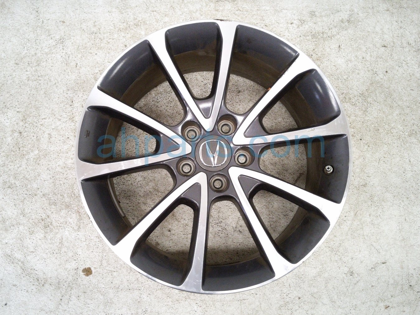 $150 Acura RR/RH WHEEL / RIM -  LIGHT SCUFF