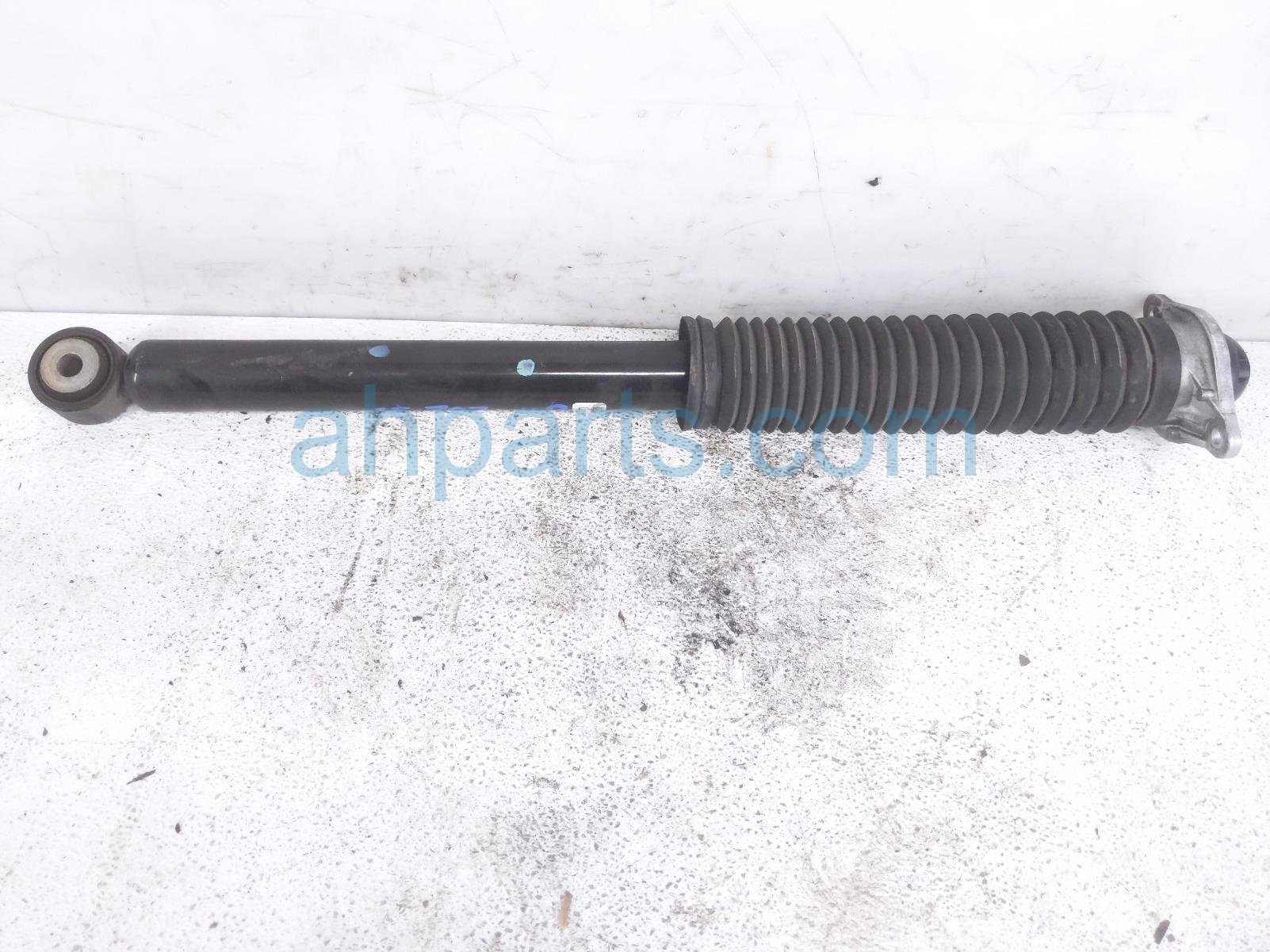 Honda RR/LH SHOCK ABSORBER