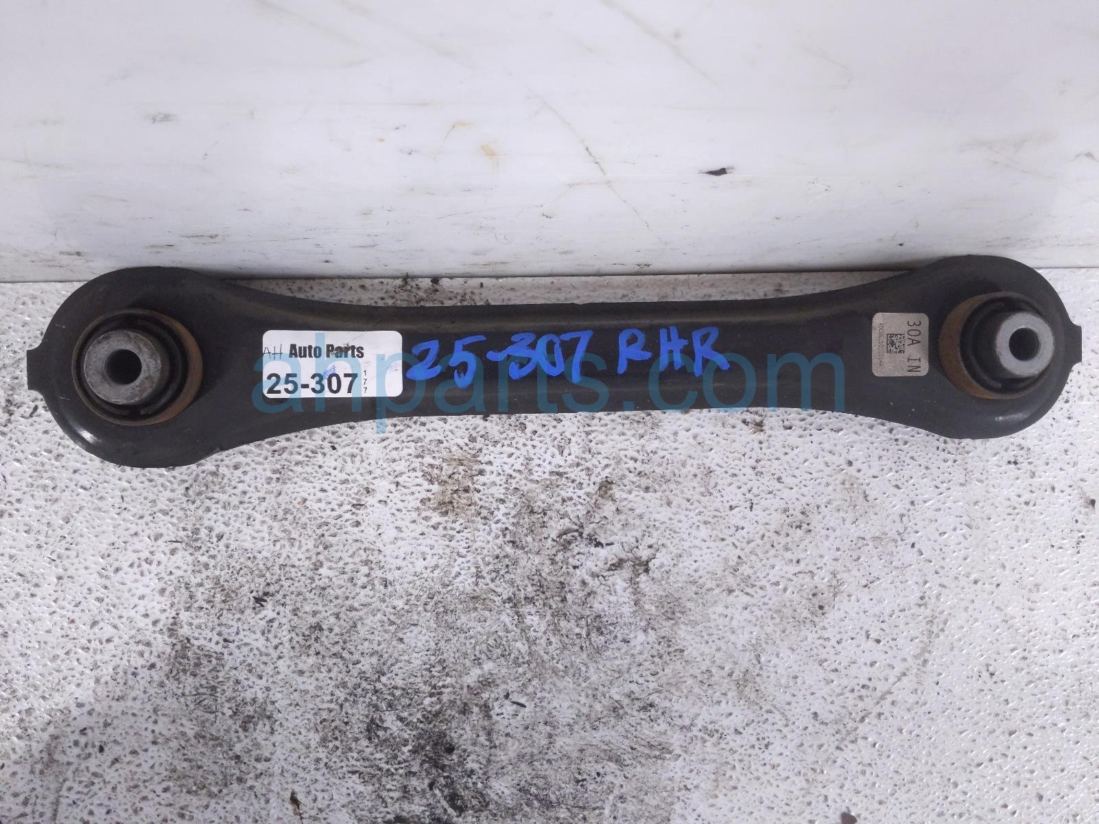 Honda RR/RH TRANSVERSE CONTROL ARM Honda RR/RH TRANSVERSE CONTROL ARM