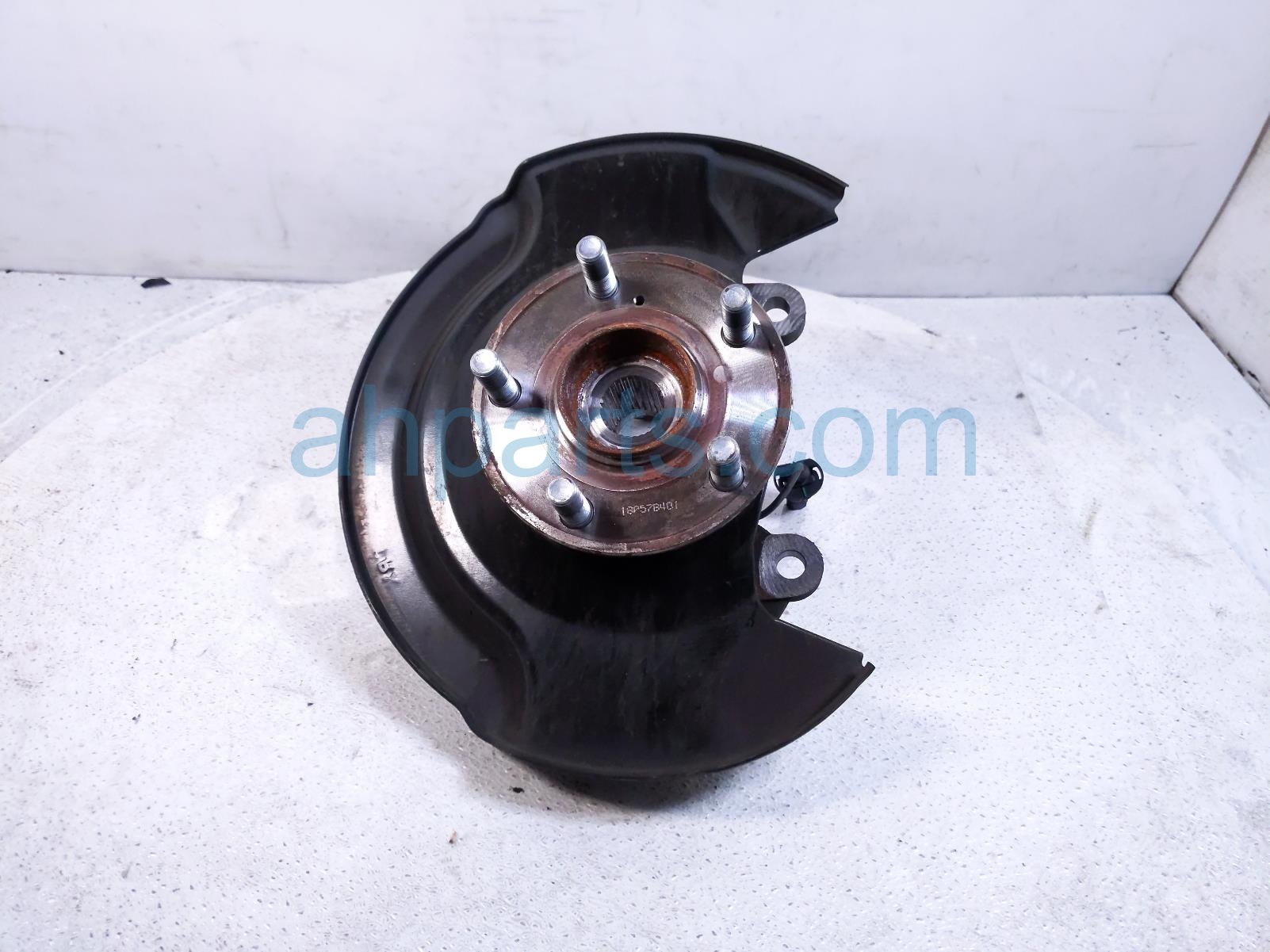 Acura FR/RH SPINDLE KNUCKLE HUB