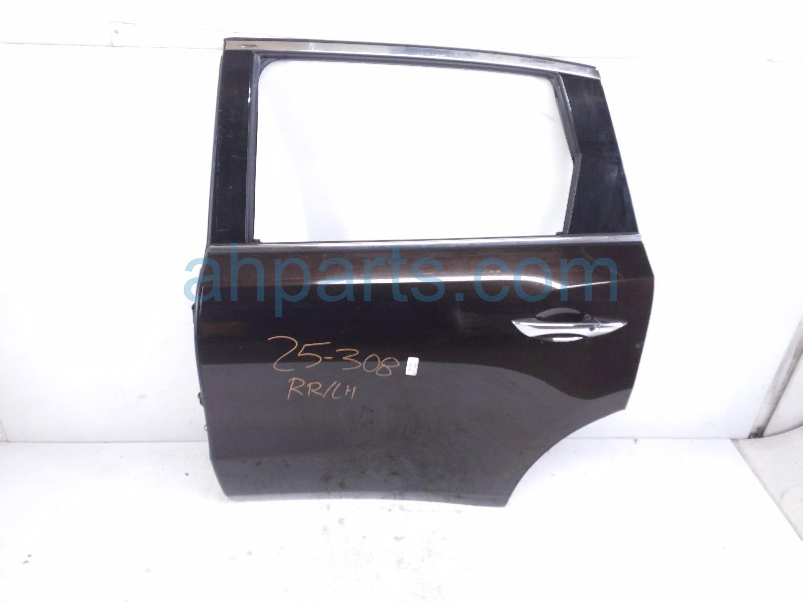 Acura RR/LH DOOR - BLACK - NO INSIDE TRIM Acura RR/LH DOOR - BLACK - NO INSIDE TRIM