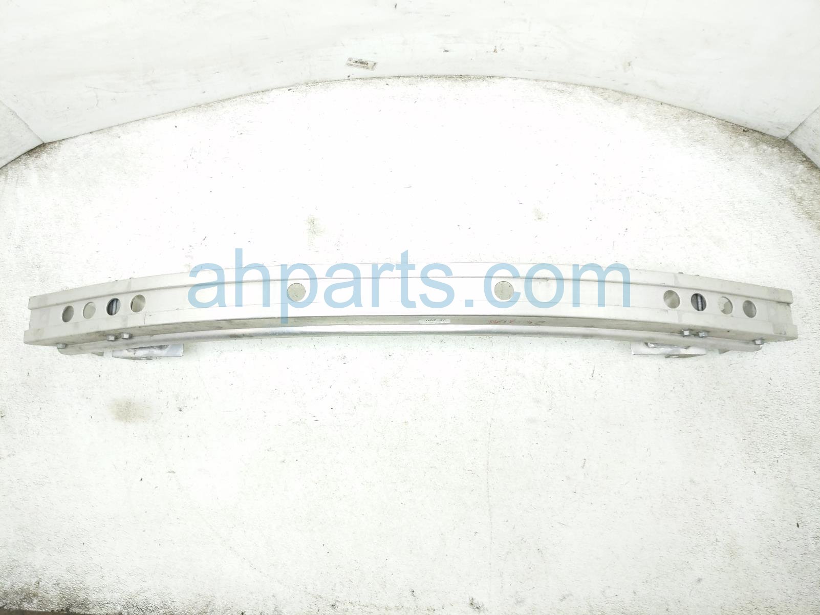 Acura FRONT BUMPER REINFORCEMENT BAR