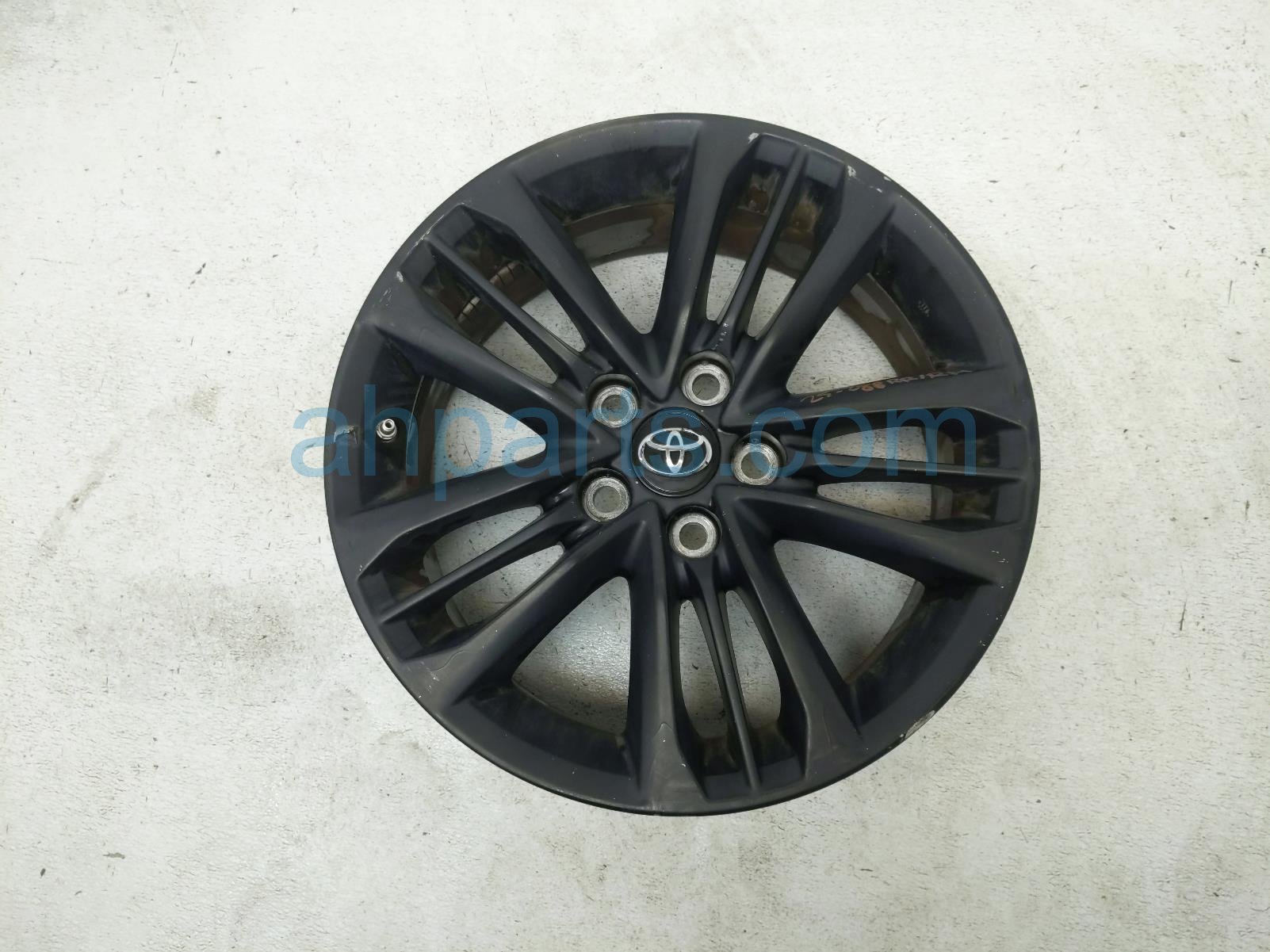 $115 Toyota RR/RH WHEEL / RIM - PAINTED BLACK*