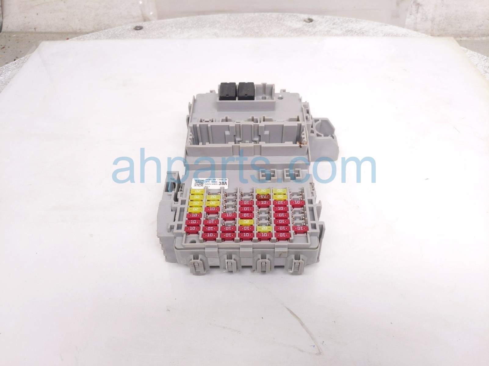 Honda LH CABIN FUSE BOX - HYBRID SPORT
