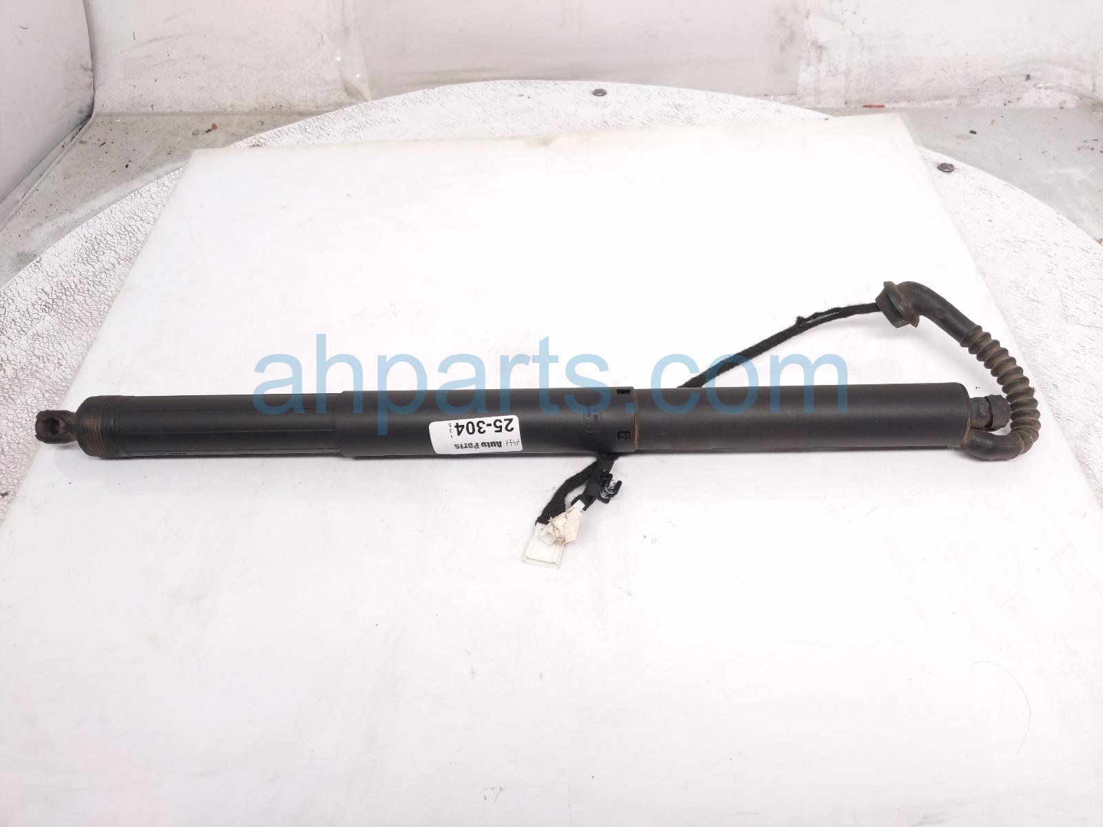 BMW RH POWER LIFTGATE STRUT ACTUATOR