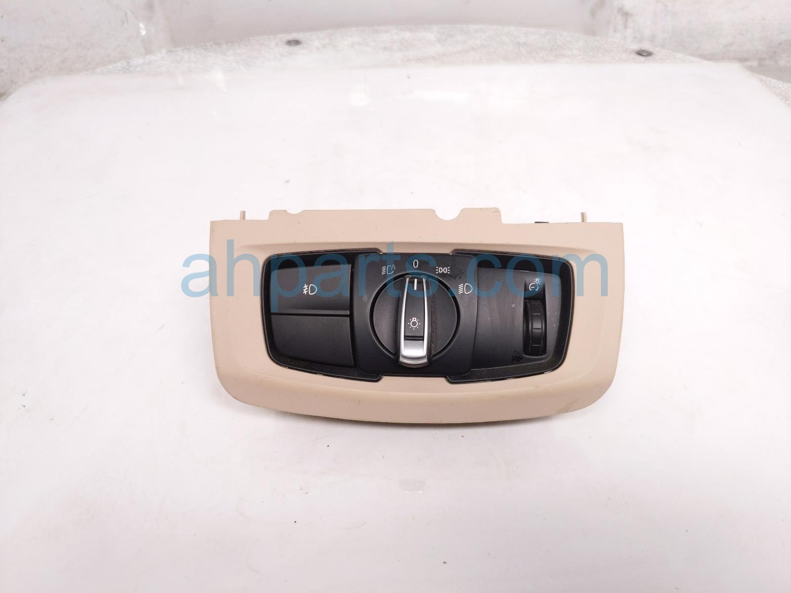 BMW HEADLAMP SWITCH ASSY (ON DASH) BMW HEADLAMP SWITCH ASSY (ON DASH)