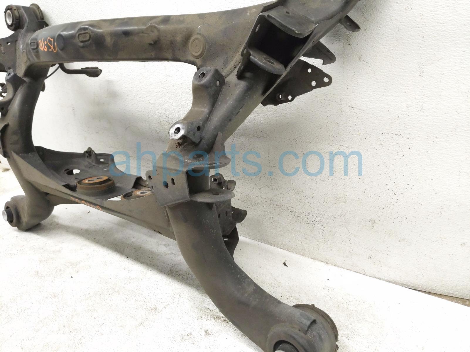 2016 Lexus Rc200t Crossmember Rear Sub Frame / Cradle 51206 30142 Replacement 2016 Lexus Rc200t Crossmember Rear Sub Frame / Cradle 51206 30142 Replacement thumbnail