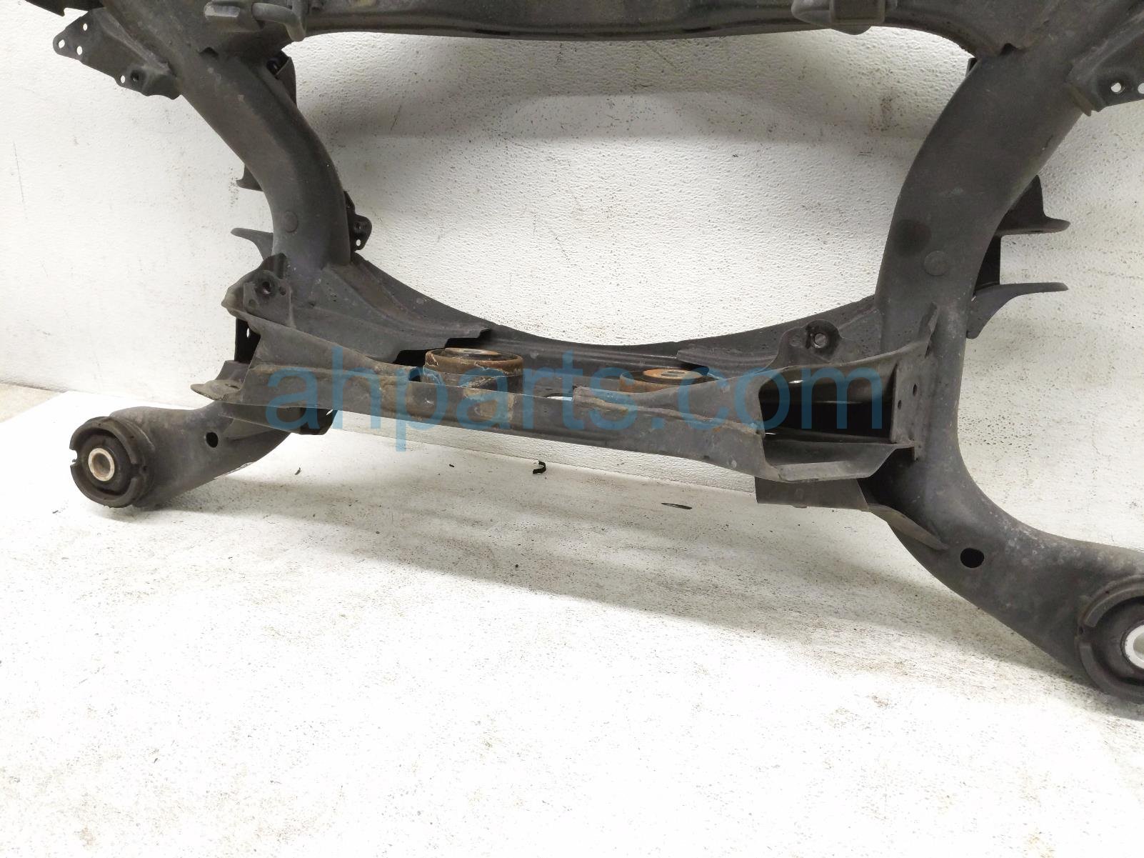2016 Lexus Rc200t Crossmember Rear Sub Frame / Cradle 51206 30142 Replacement 2016 Lexus Rc200t Crossmember Rear Sub Frame / Cradle 51206 30142 Replacement thumbnail