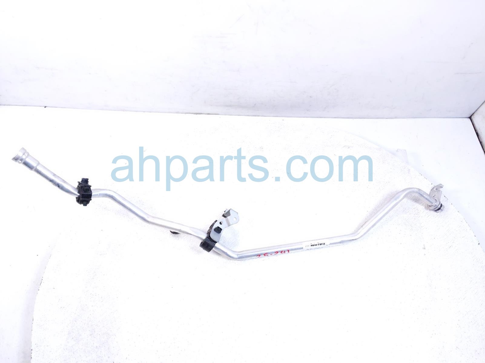 Toyota A/C SUCTION PIPE + HOSE ASSY - 2.5L