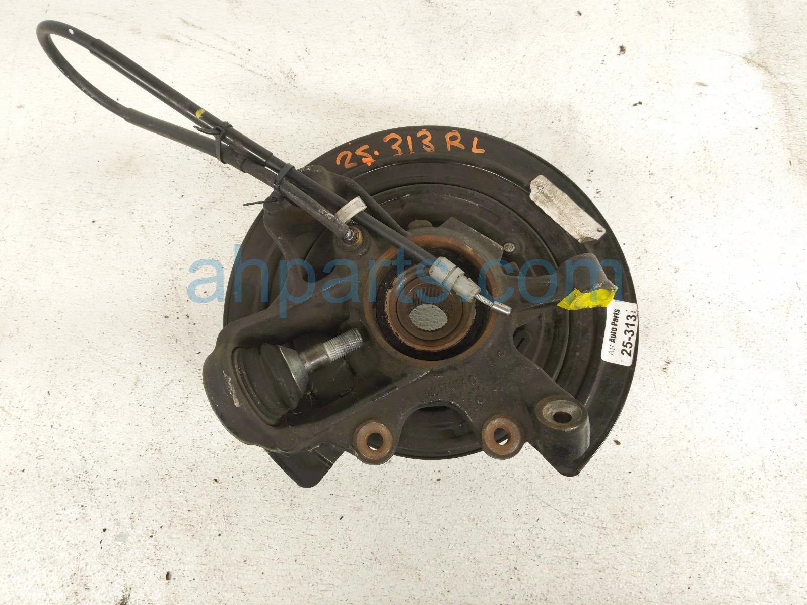 $75 Jeep RR/LH SPINDLE KNUCKLE HUB