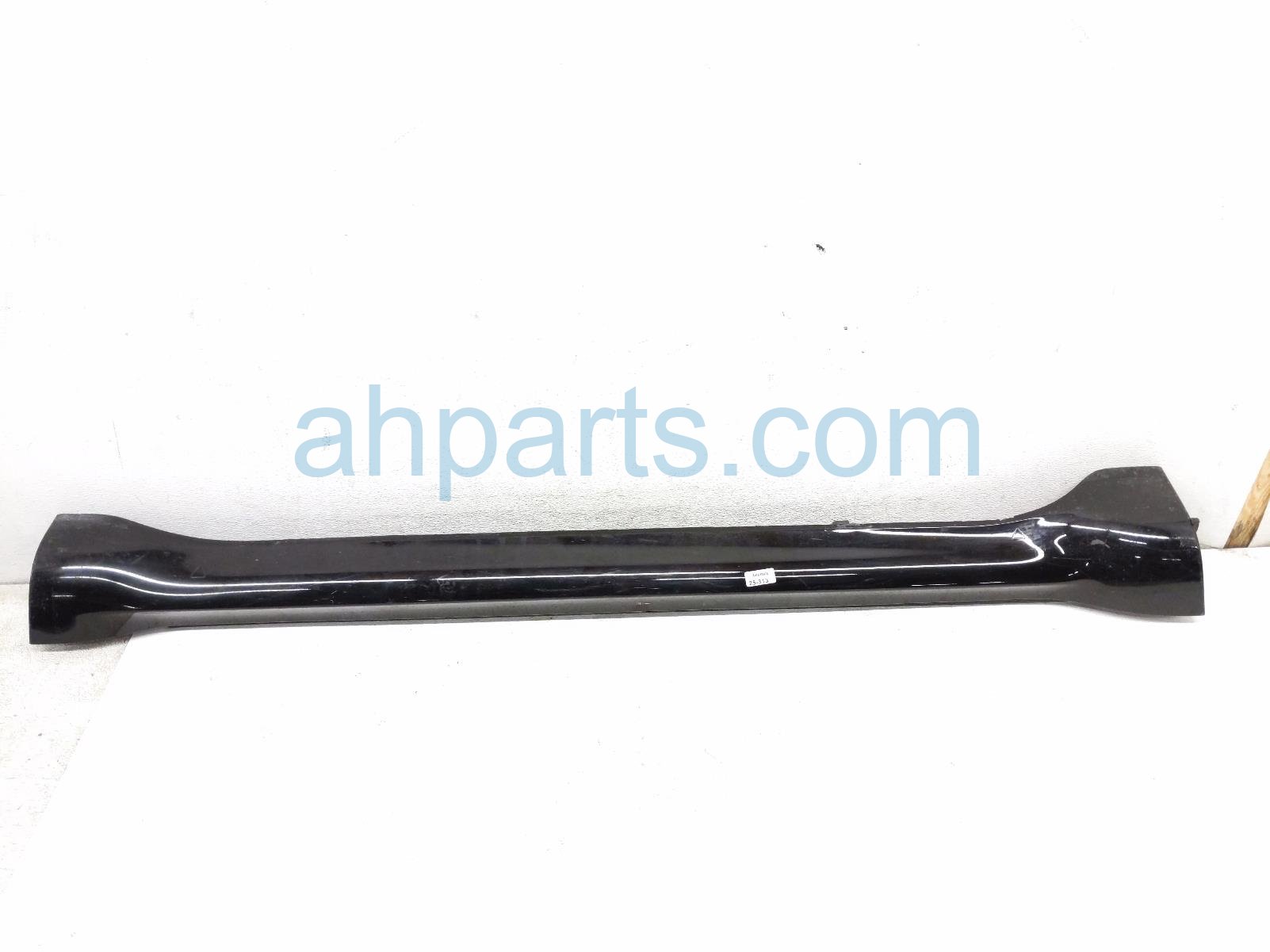 2018 Jeep Grand Cherokee Rocker Trim Passenger Side Skirt / Molding Black Trck 1KX14TZZAC Replacement 2018 Jeep Grand Cherokee Rocker Trim Passenger Side Skirt / Molding Black Trck 1KX14TZZAC Replacement thumbnail