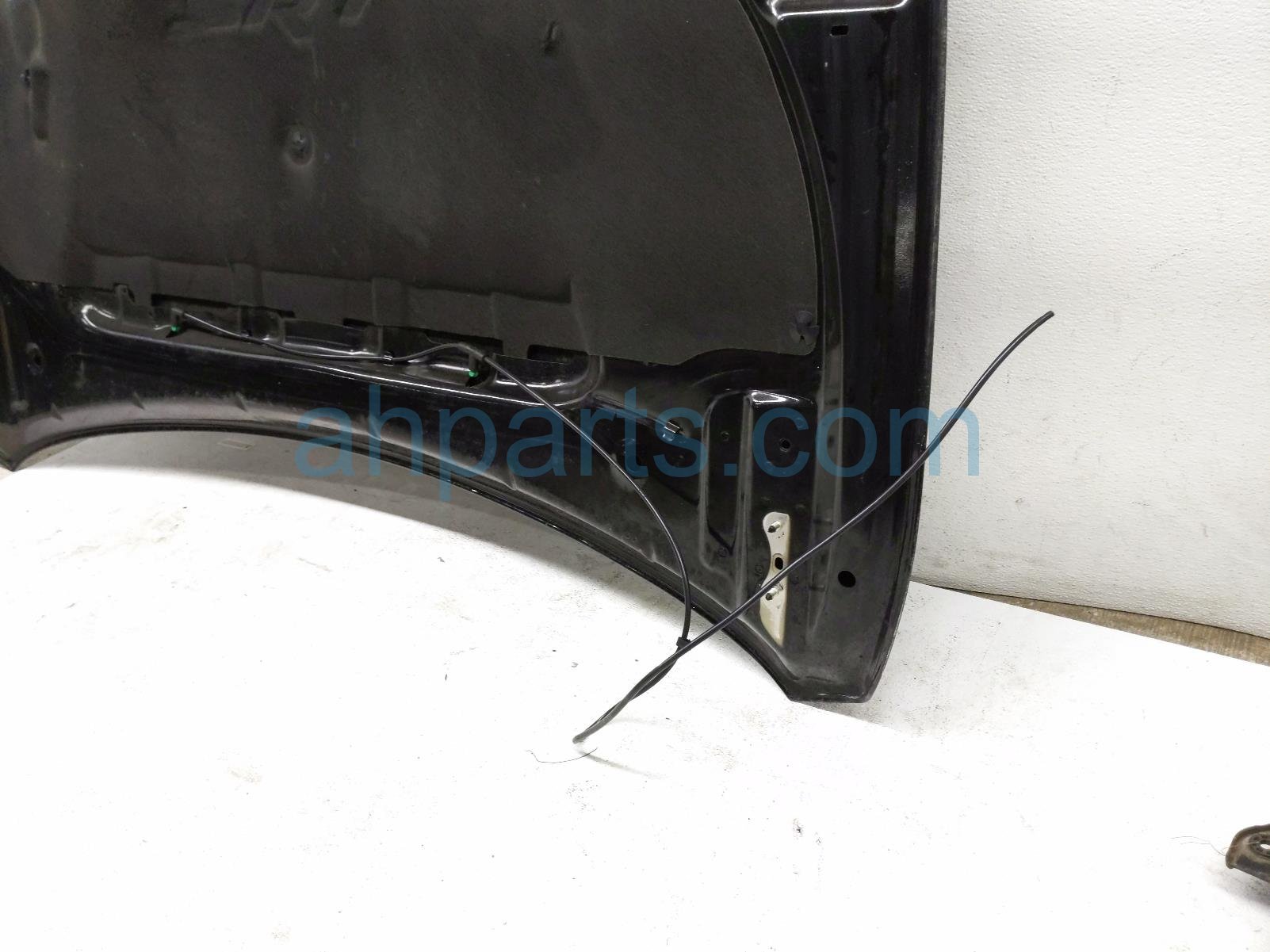 2018 Jeep Grand Cherokee Hood Black 68442519AA Replacement 2018 Jeep Grand Cherokee Hood Black 68442519AA Replacement thumbnail