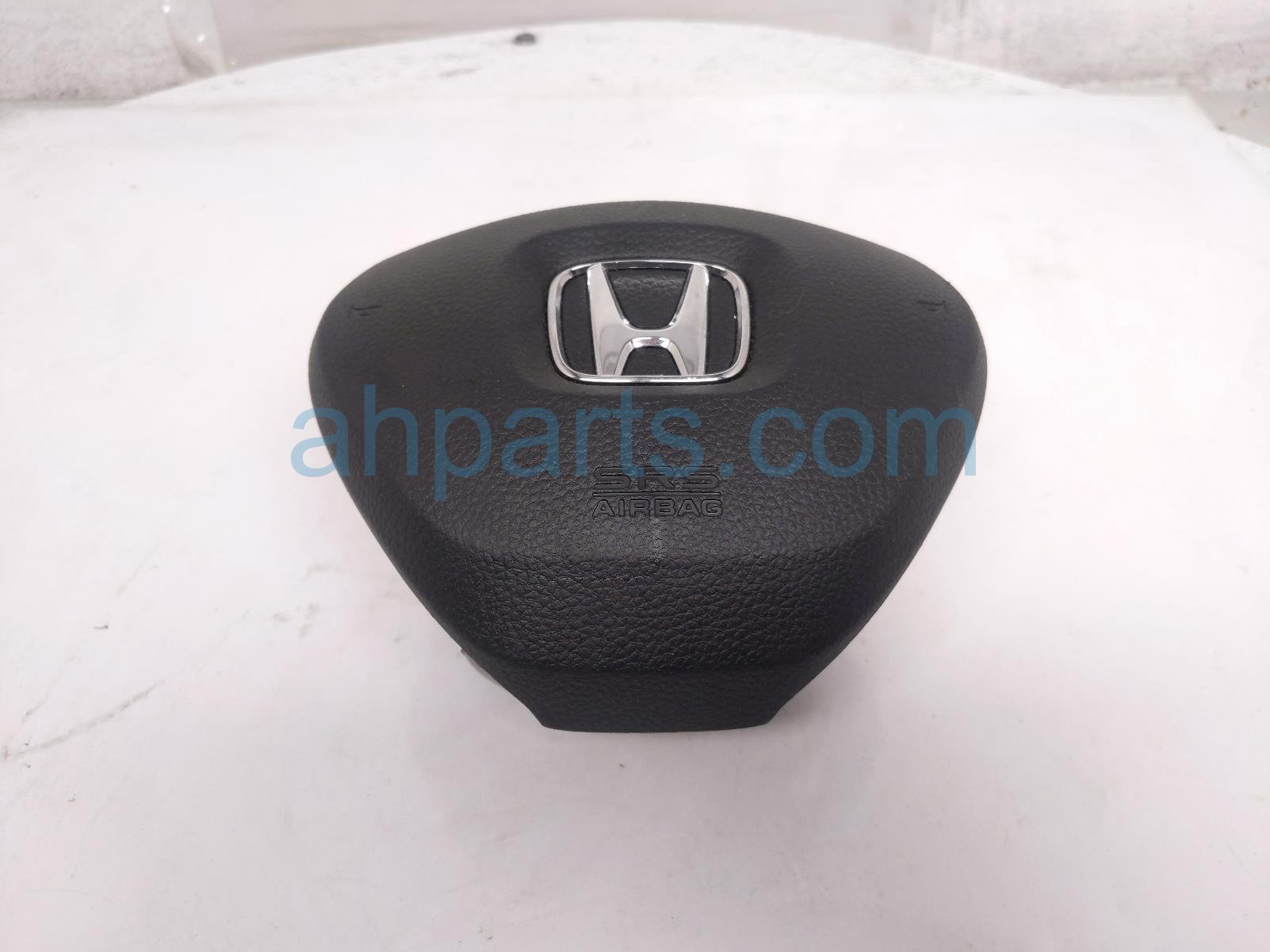 Honda DRIVER WHEEL AIRBAG - BLACK Honda DRIVER WHEEL AIRBAG - BLACK