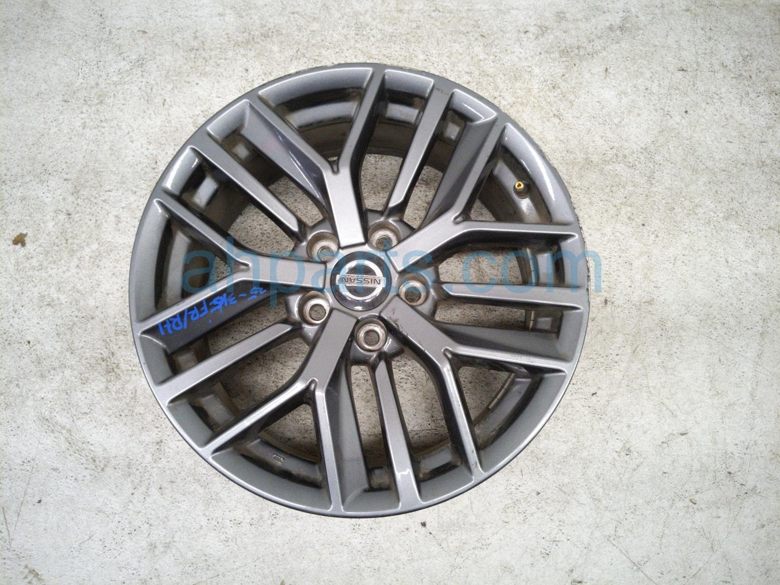 $175 Nissan FR/RH WHEEL / RIM - $175 Nissan FR/RH WHEEL / RIM -