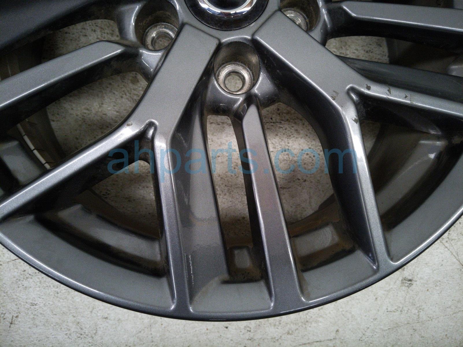 2021 Nissan Rogue Front Driver Wheel / Rim 40300 6RR1B Replacement 2021 Nissan Rogue Front Driver Wheel / Rim 40300 6RR1B Replacement thumbnail
