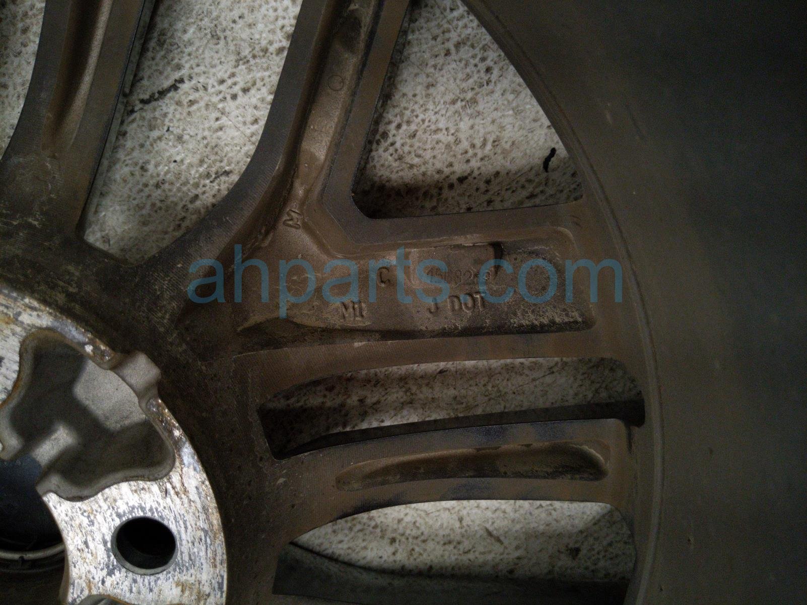 2021 Nissan Rogue Front Driver Wheel / Rim 40300 6RR1B Replacement 2021 Nissan Rogue Front Driver Wheel / Rim 40300 6RR1B Replacement thumbnail
