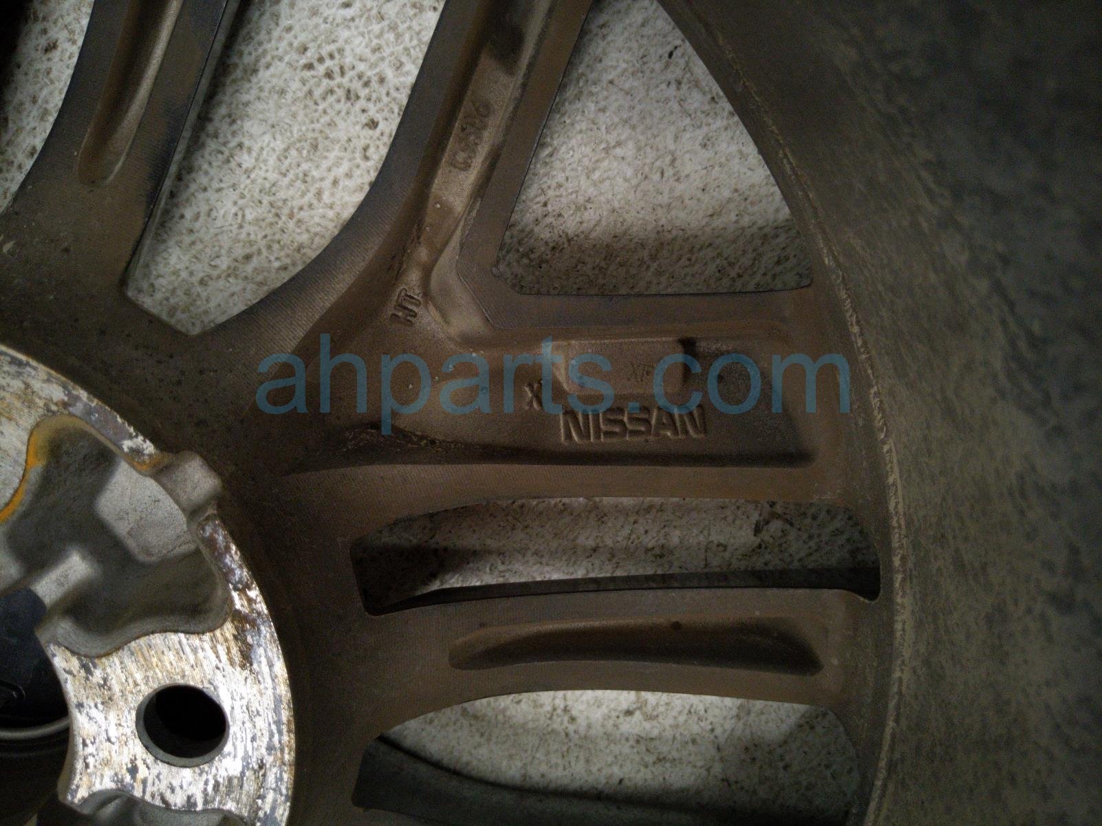 2021 Nissan Rogue Front Driver Wheel / Rim 40300 6RR1B Replacement 2021 Nissan Rogue Front Driver Wheel / Rim 40300 6RR1B Replacement thumbnail