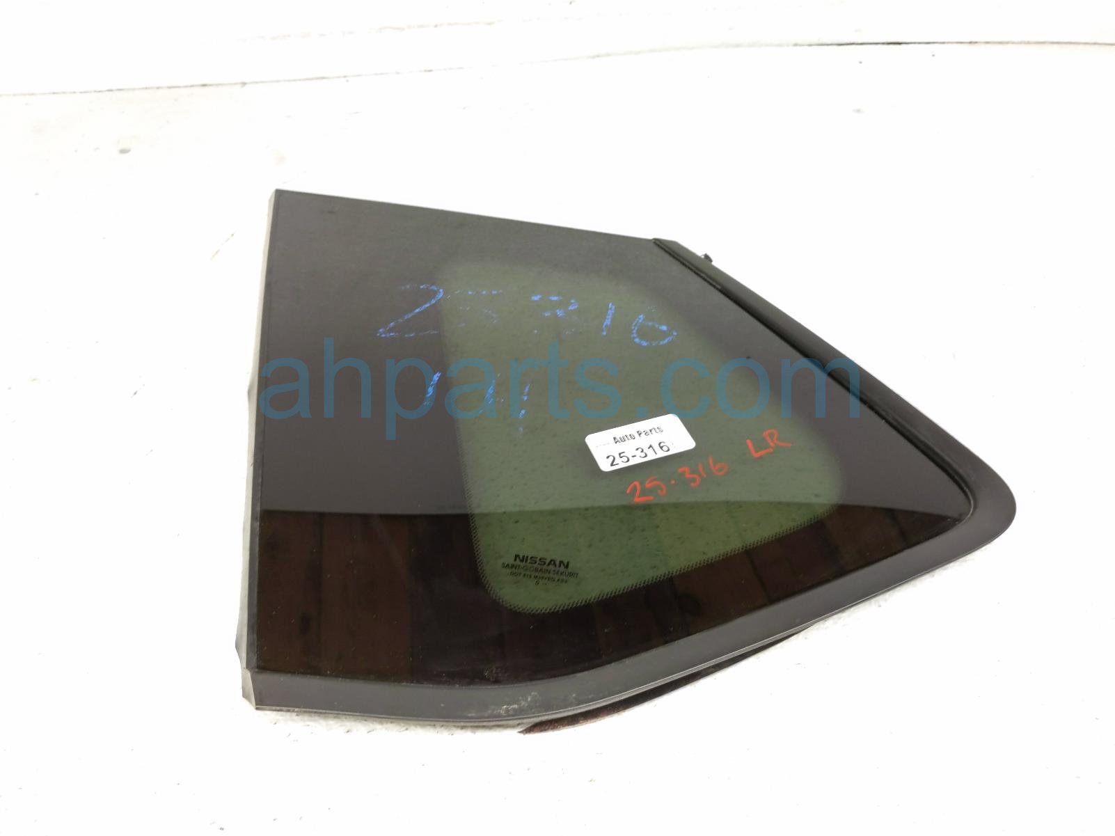 2021 Nissan Rogue Driver Quarter Window Glass 83301 6RR0A Replacement 2021 Nissan Rogue Driver Quarter Window Glass 83301 6RR0A Replacement thumbnail
