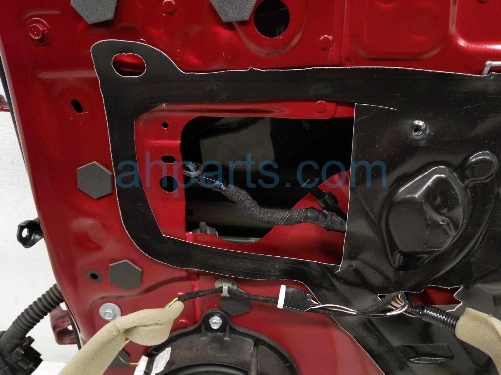 2021 Nissan Rogue Front Passenger Door Red No Mirror/trim 80100 6RR0A Replacement 2021 Nissan Rogue Front Passenger Door Red No Mirror/trim 80100 6RR0A Replacement thumbnail