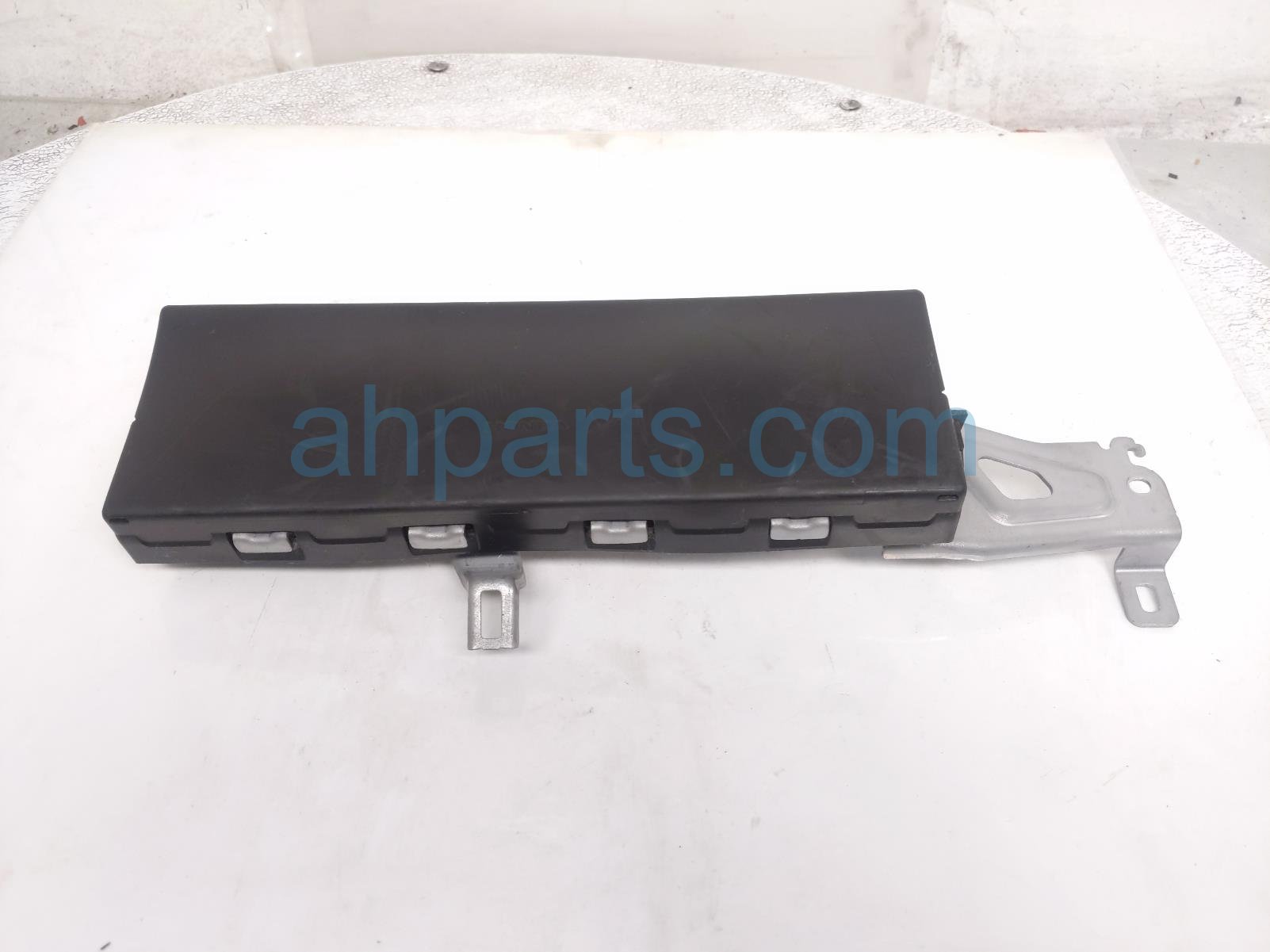 $250 Honda PASSENGER KNEE AIR BAG $250 Honda PASSENGER KNEE AIR BAG