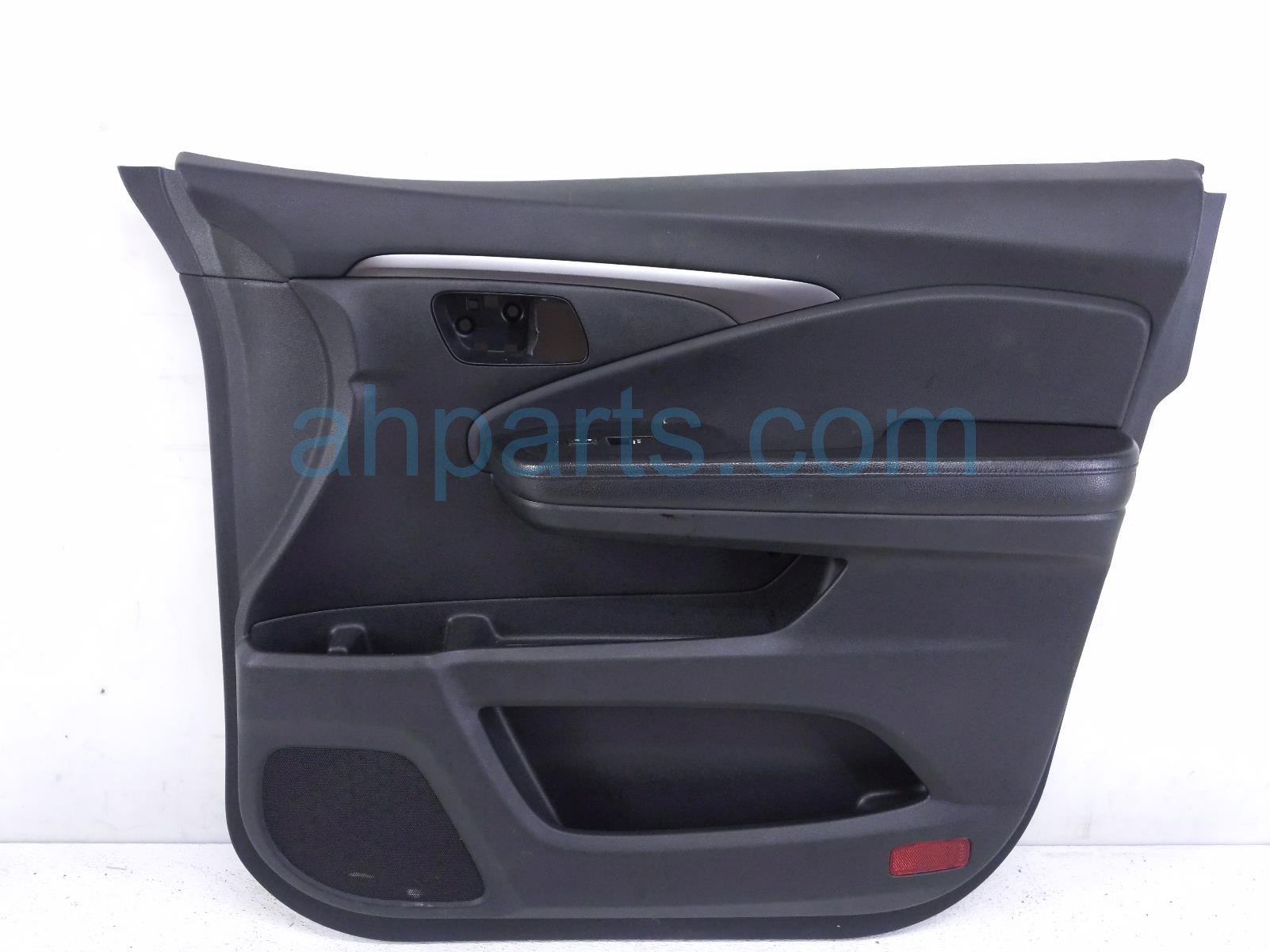 Honda FR/RH INTERIOR DOOR PANEL - BLACK