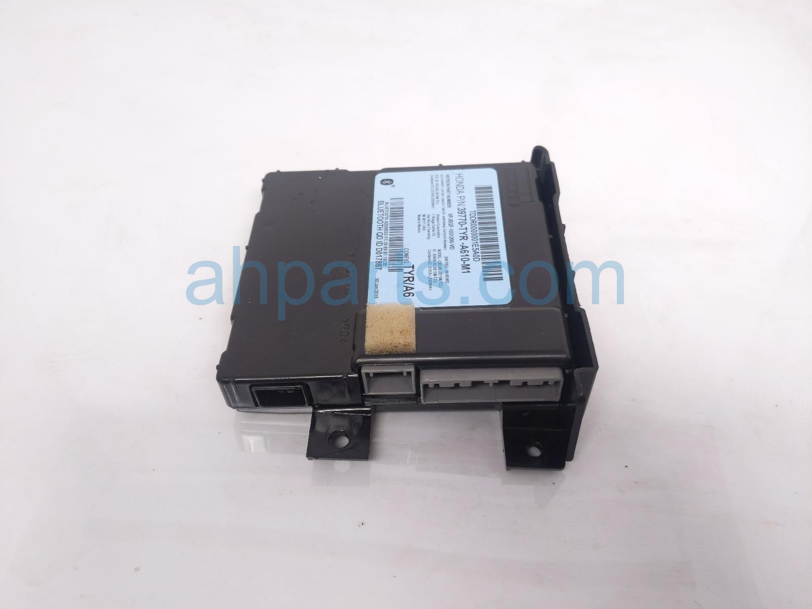 TELEMATICS CONTROL UNIT Front driver