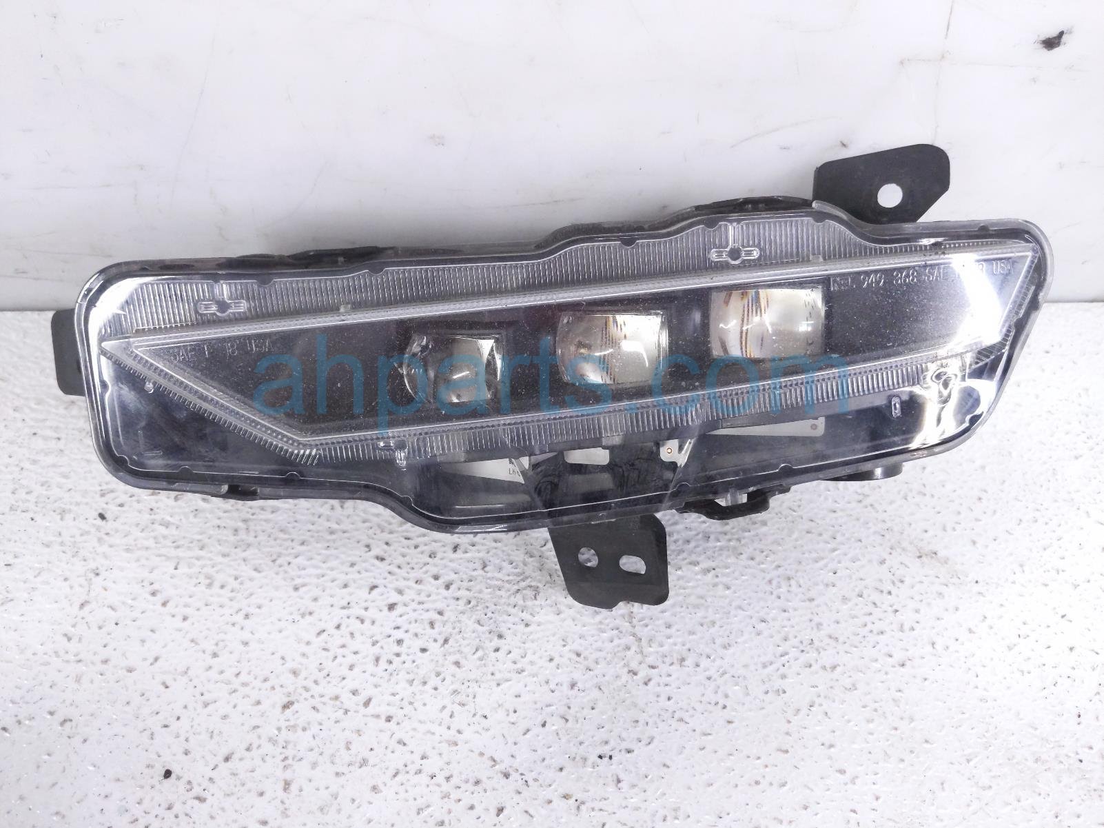 Acura LH FOG LAMP / DAYTIME RUNNING LIGHT Acura LH FOG LAMP / DAYTIME RUNNING LIGHT