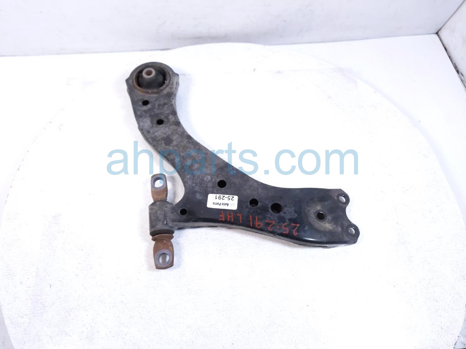 Toyota FR/LH LOWER CONTROL ARM - 2.5L