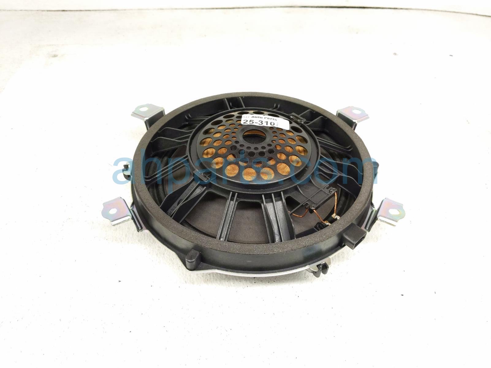 Lexus SUBWOOFER SPEAKER ASSY