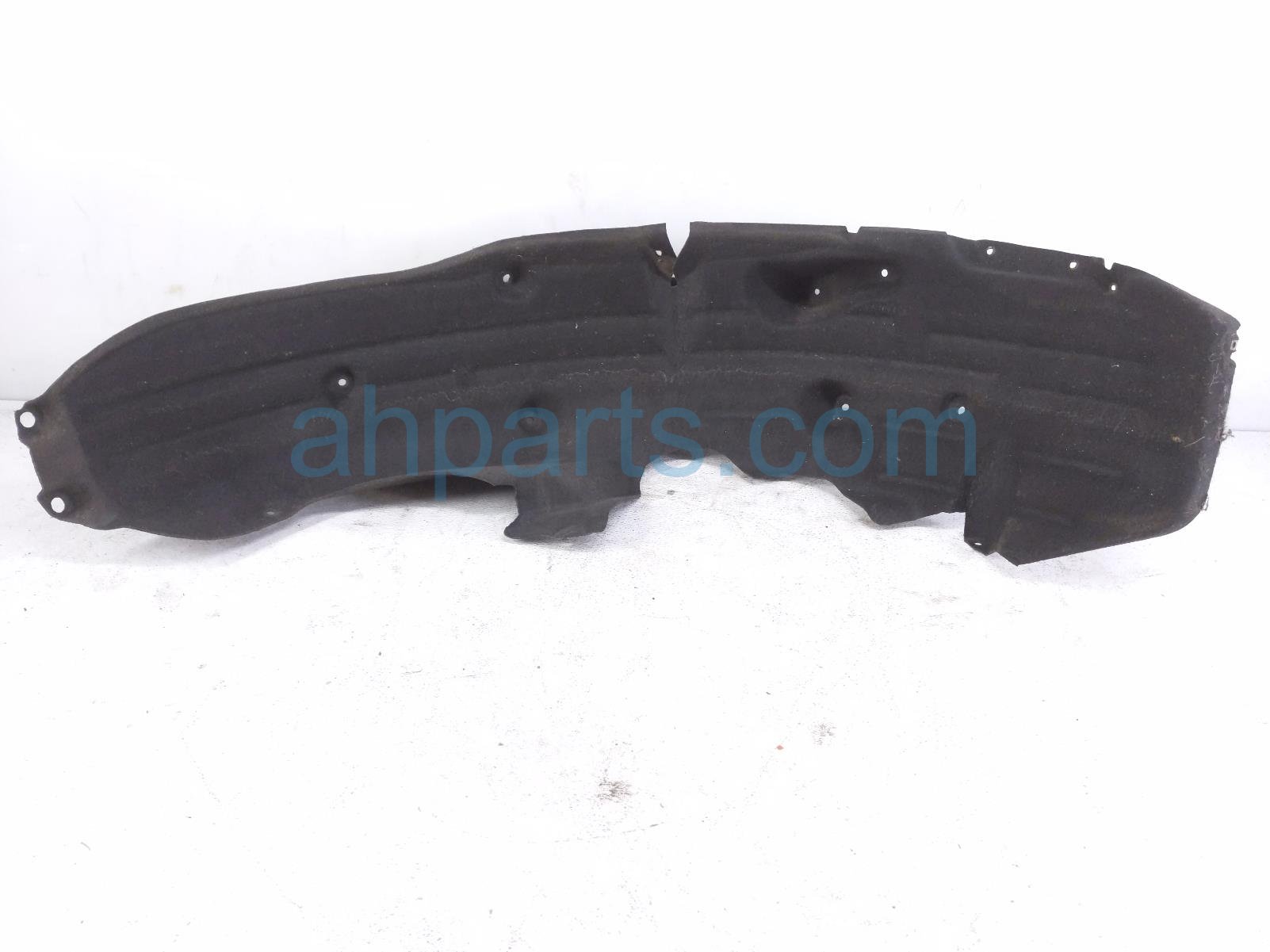 $35 Acura RR/LH INNER FENDER LINER