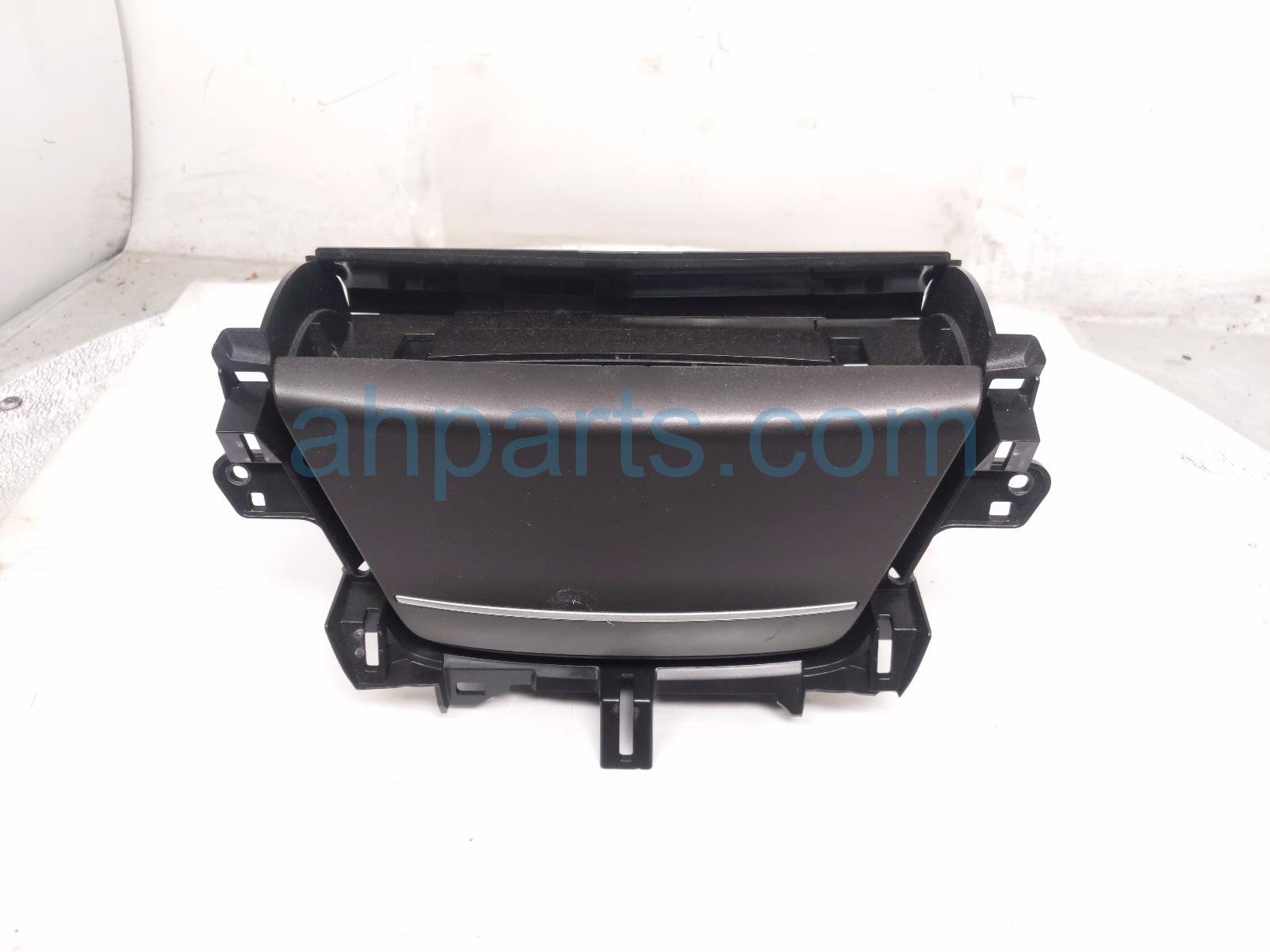 Honda CENTER CONSOLE STORAGE CUBBY - BLK Honda CENTER CONSOLE STORAGE CUBBY - BLK