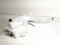 Toyota WINDSHIELD WASHER RESERVOIR TANK Toyota WINDSHIELD WASHER RESERVOIR TANK