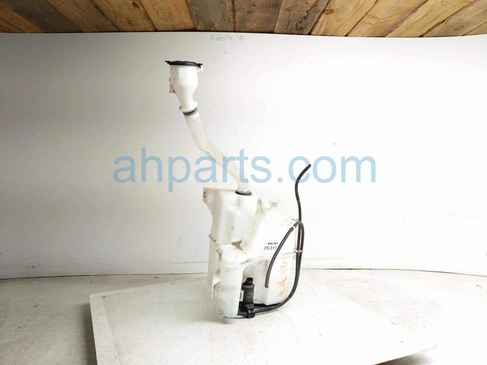 2019 Toyota Rav 4 Windshield Washer Reservoir Tank 85315 0R060 Replacement 2019 Toyota Rav 4 Windshield Washer Reservoir Tank 85315 0R060 Replacement thumbnail