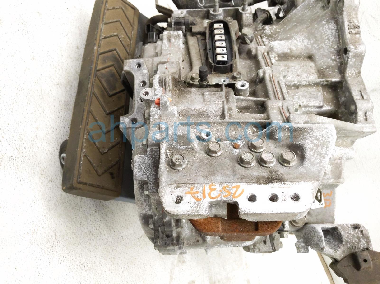 2019 Toyota Rav 4 Automatic Transmission = 119k Mi 30900 42010 Replacement 2019 Toyota Rav 4 Automatic Transmission = 119k Mi 30900 42010 Replacement thumbnail