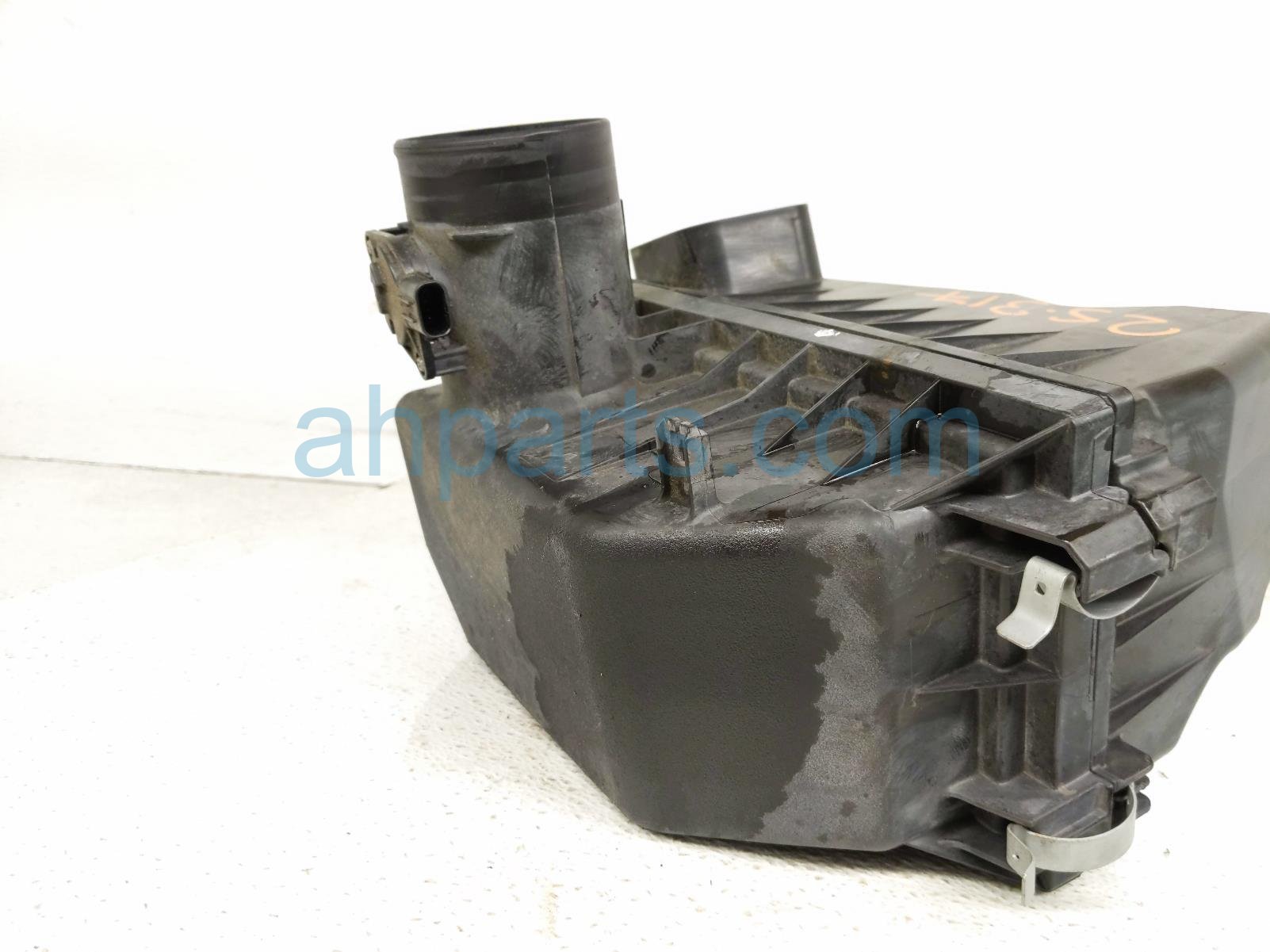 2019 Toyota Rav 4 Air Cleaner Intake Box 17700 F0020 Replacement 2019 Toyota Rav 4 Air Cleaner Intake Box 17700 F0020 Replacement thumbnail