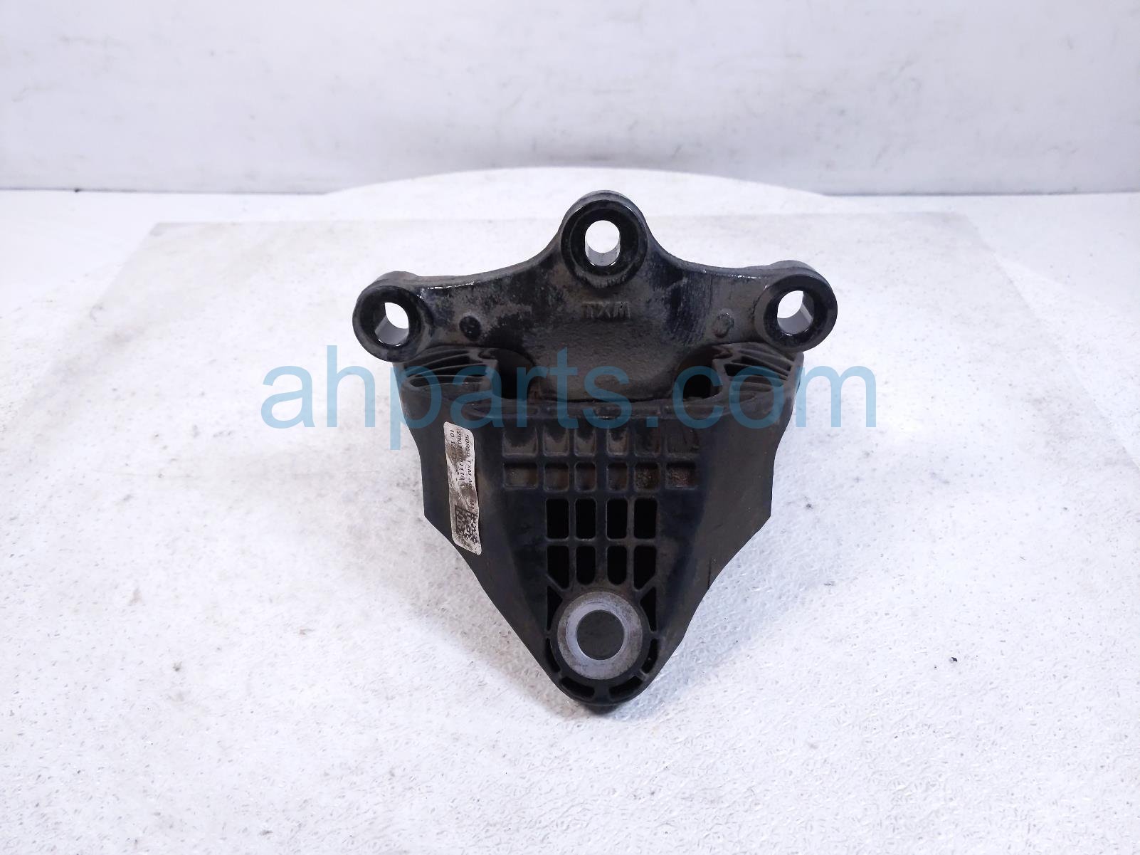 Honda LH TRANSMISSION MOUNT - 1.5L