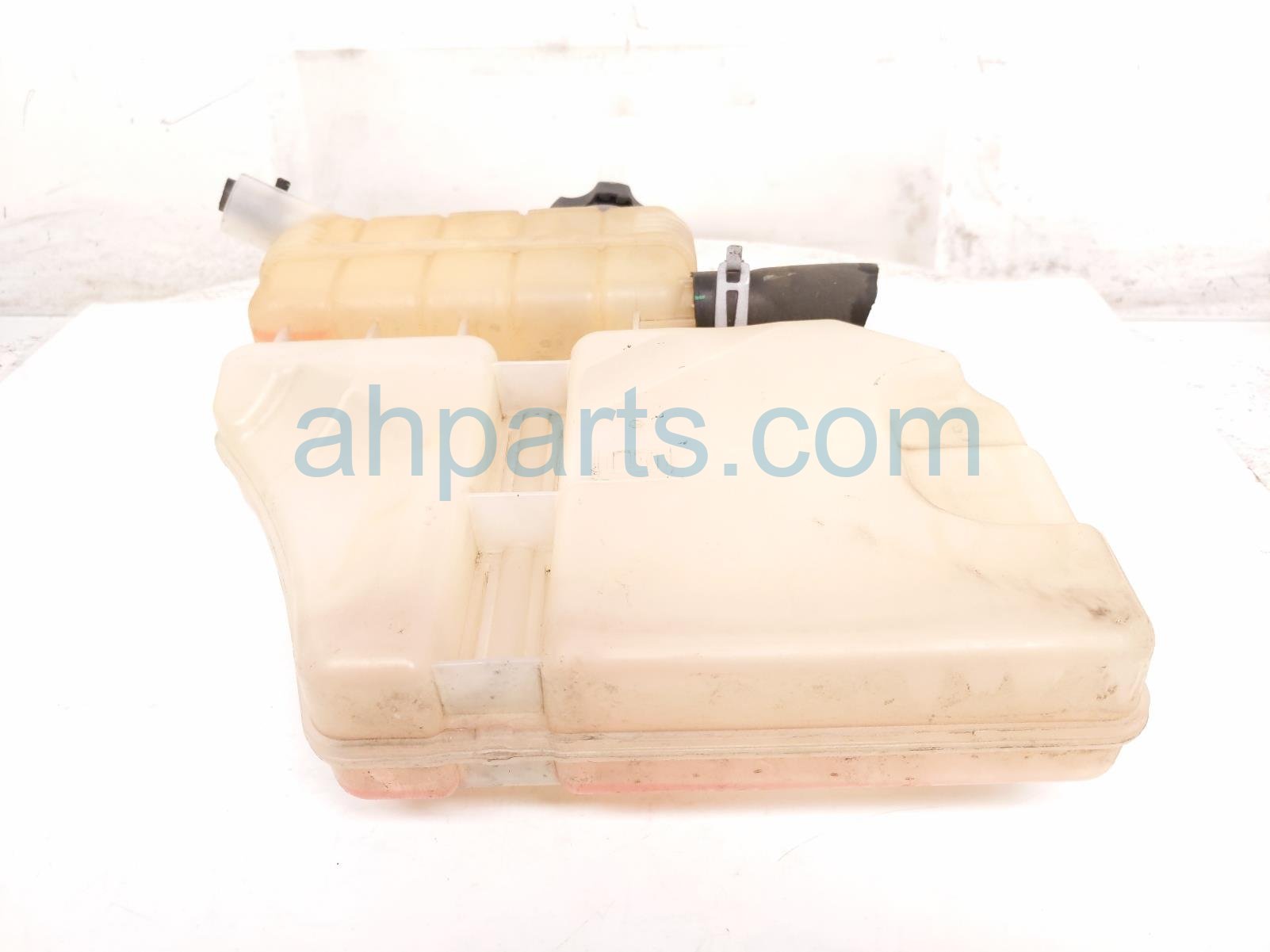 $45 Cadillac COOLANT OVERFLOW RESERVOIR TANK