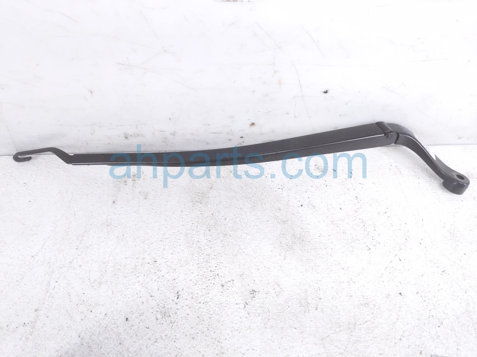 $20 Honda RH WINDSHIELD WIPER ARM $20 Honda RH WINDSHIELD WIPER ARM