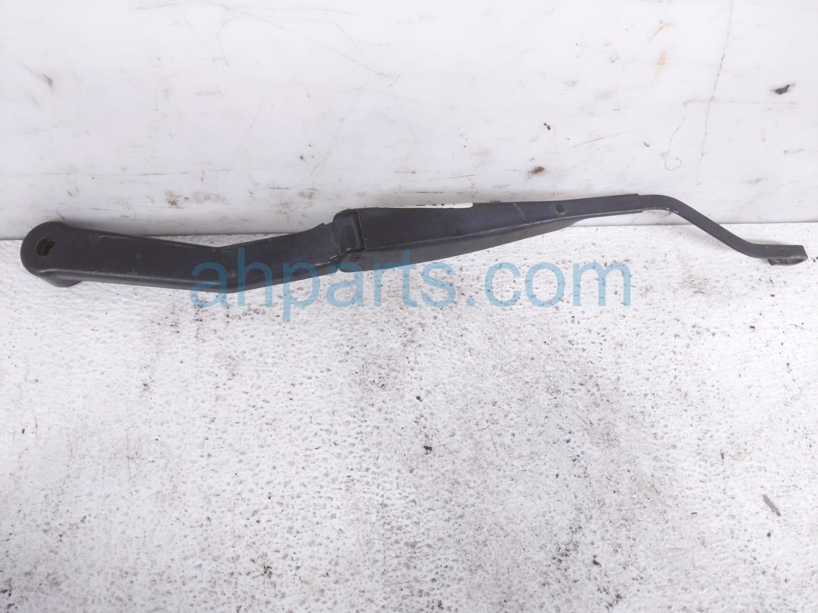 $35 Honda RH WINDSHIELD WIPER ARM $35 Honda RH WINDSHIELD WIPER ARM