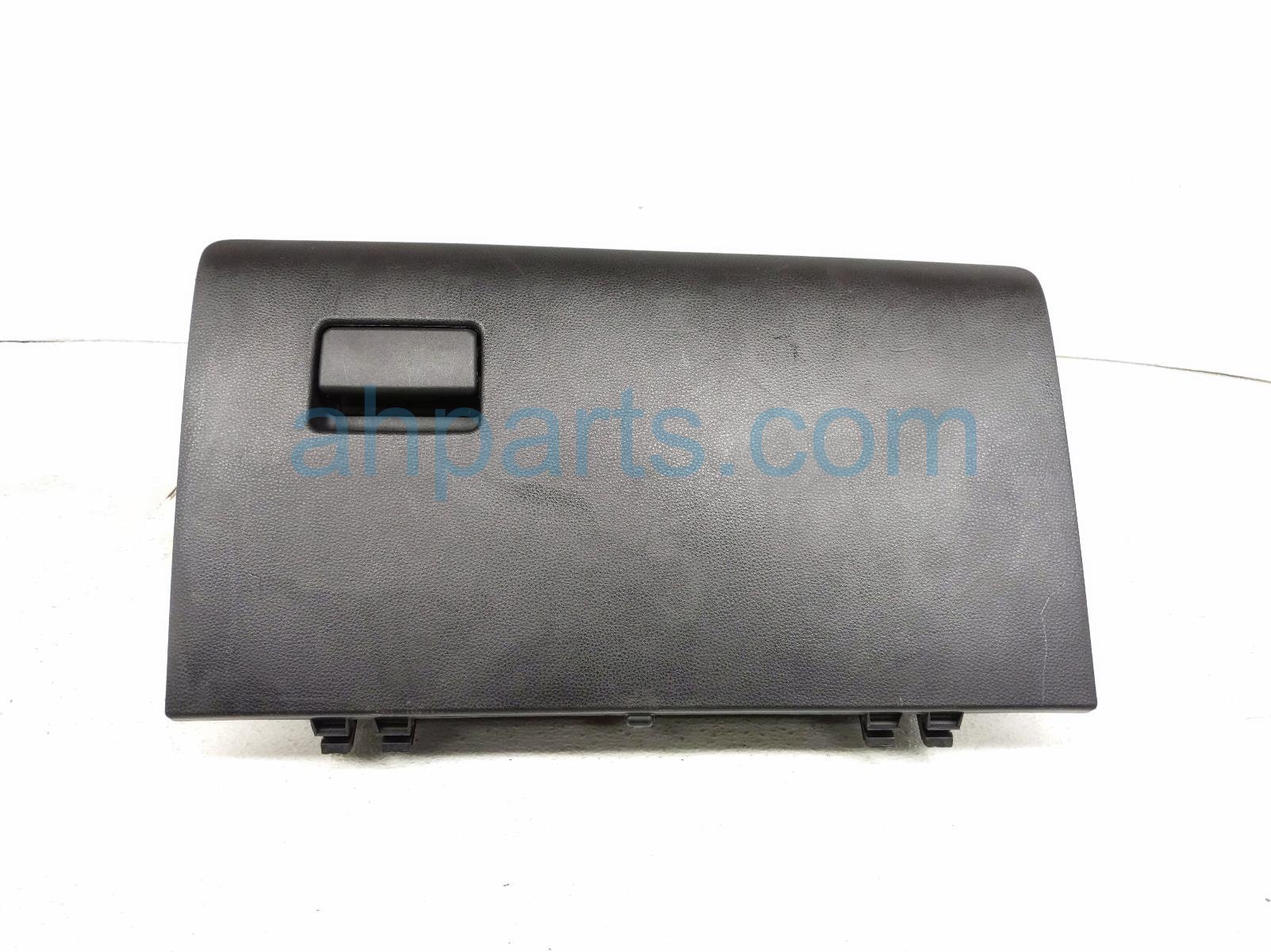 Toyota GLOVE COMPARTMENT BOX - BLACK Toyota GLOVE COMPARTMENT BOX - BLACK