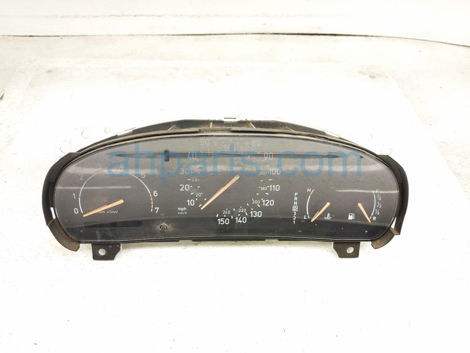 $75 Saab SPEEDO INSTRUMENT CLUSTER - 87K MI
