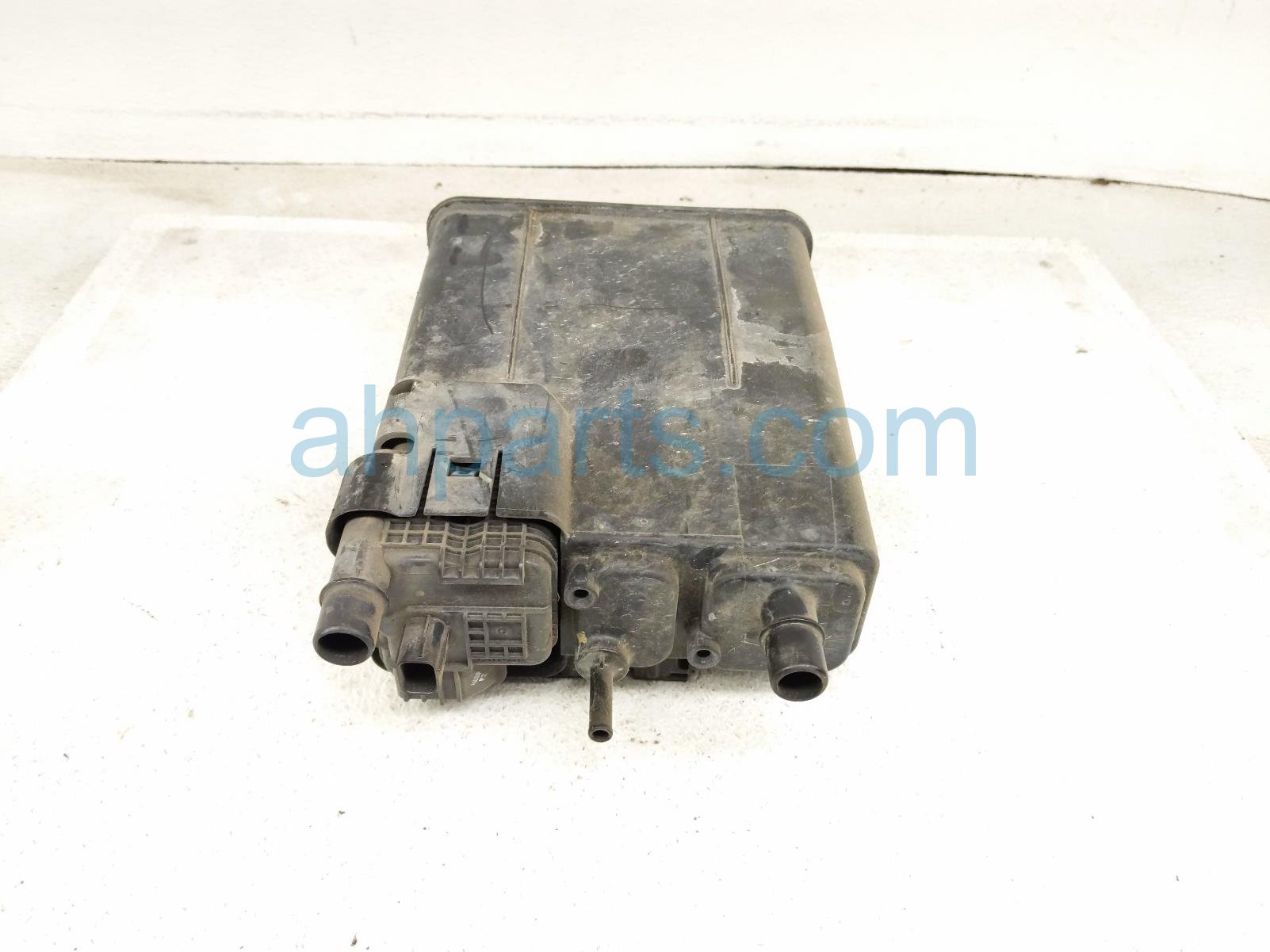 $149 Toyota FUEL VAPOR CHARCOAL CANISTER