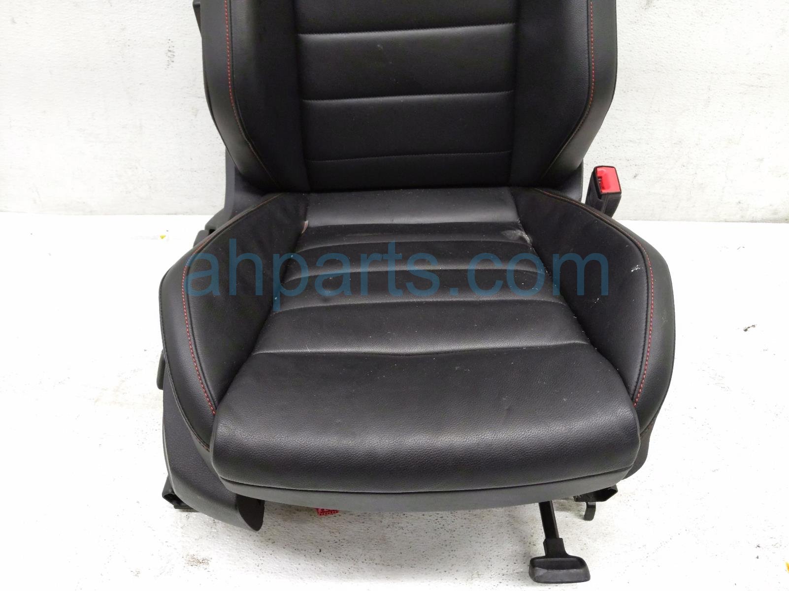 2018 Volkswagen Golf Gti Front Passenger Seat Black W/ Airbag 5GM 881 406 AB BKV Replacement 2018 Volkswagen Golf Gti Front Passenger Seat Black W/ Airbag 5GM 881 406 AB BKV Replacement thumbnail